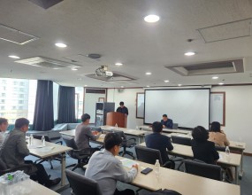 4﻿월 이사회1. 일시 : 4월 10일(목) 11시2. 장소 : 센츄리빌딩 회의실 